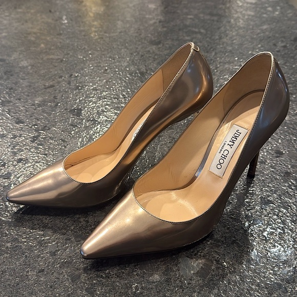 Jimmy Choo Romy Rose Gold Pumps - Picture 2 of 5